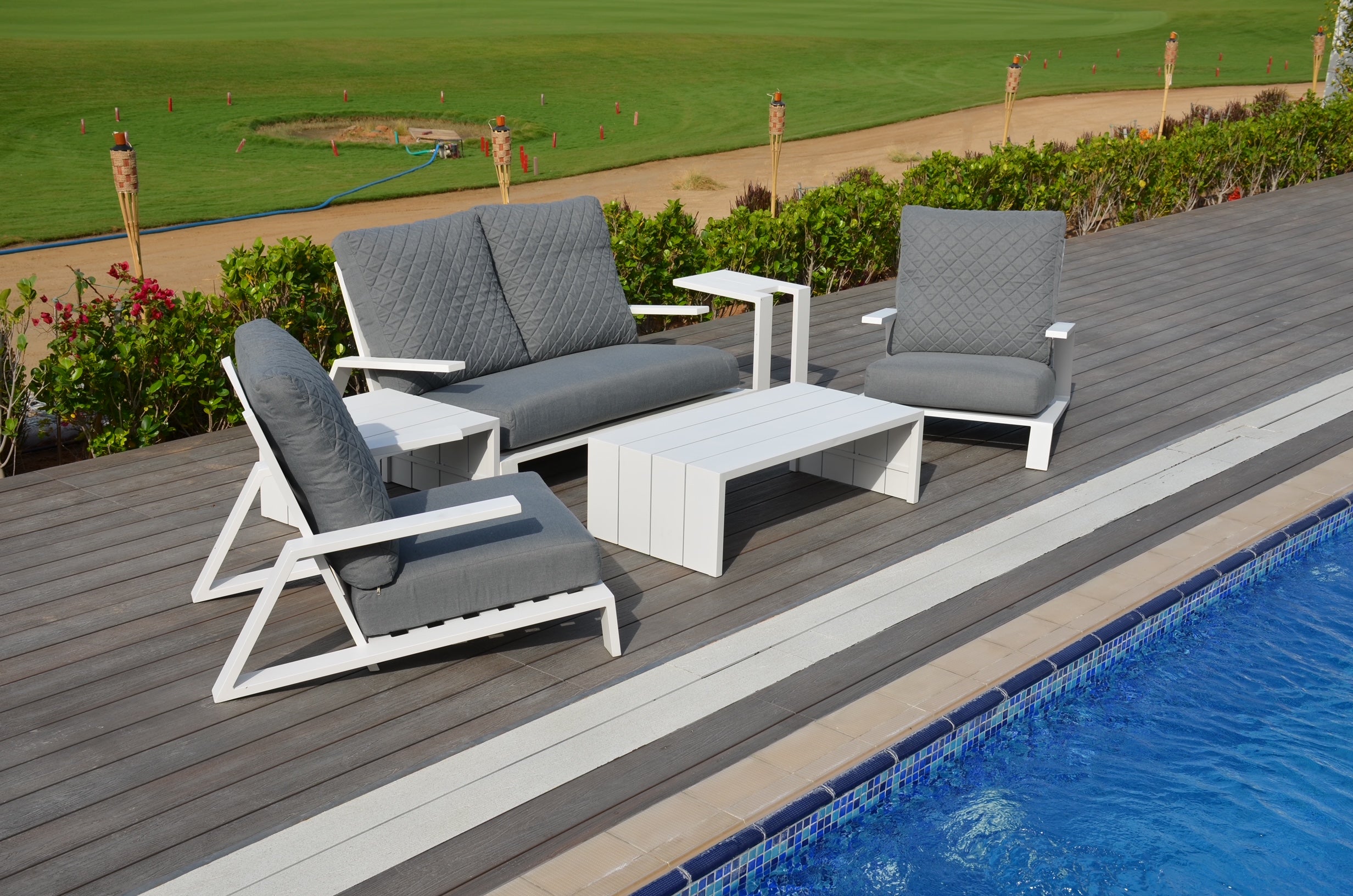 POOL SIDE 4 SEATER (ALUMINUM )